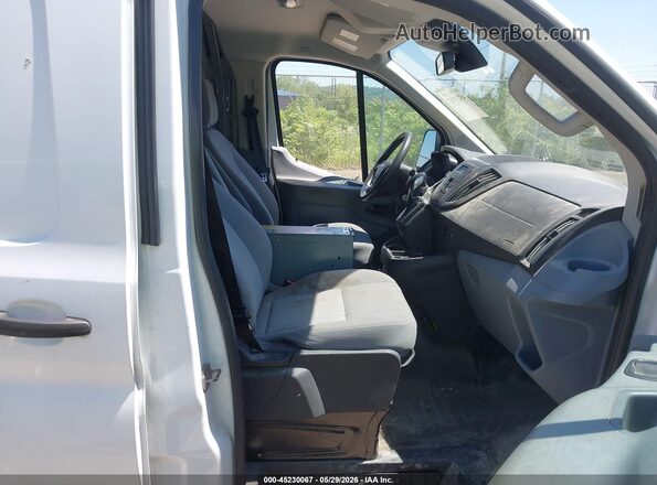 1FTBW2YM8HKB55521 2017 FORD TRANSIT-350 White Widok wnętrza z przodu