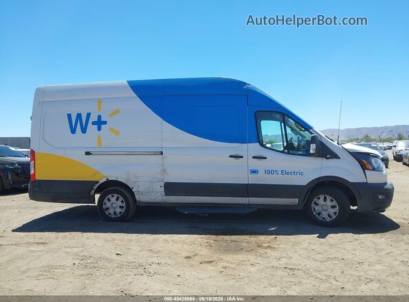 1FTBW3XK4NKA30095 2022 FORD E-TRANSIT-350 CARGO VAN White Vista interior trasera