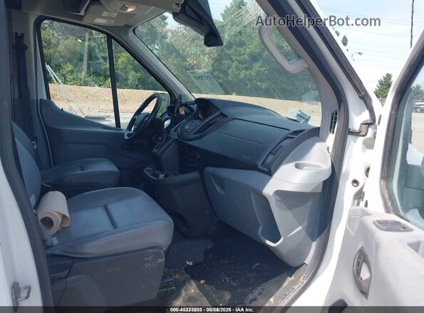 1FTBW3XM5JKA51520 2018 FORD TRANSIT-350 White Front interior view