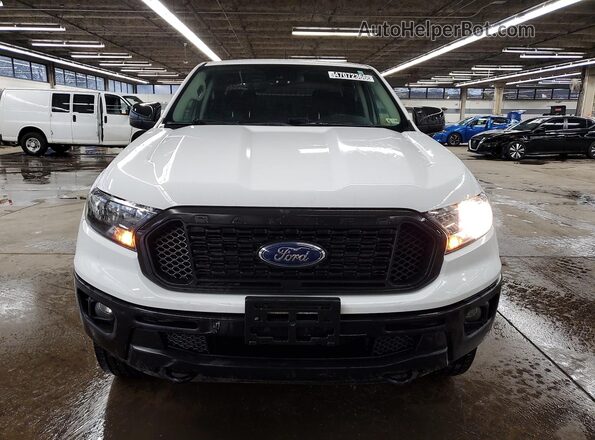 1FTER4FH9MLD15576 2021 FORD RANGER White Widok wnętrza 360 stopni