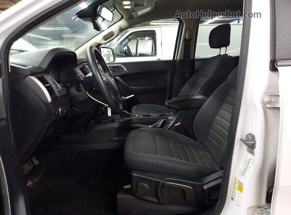 1FTER4FH9MLD15576 2021 FORD RANGER White Widok wnętrza z przodu