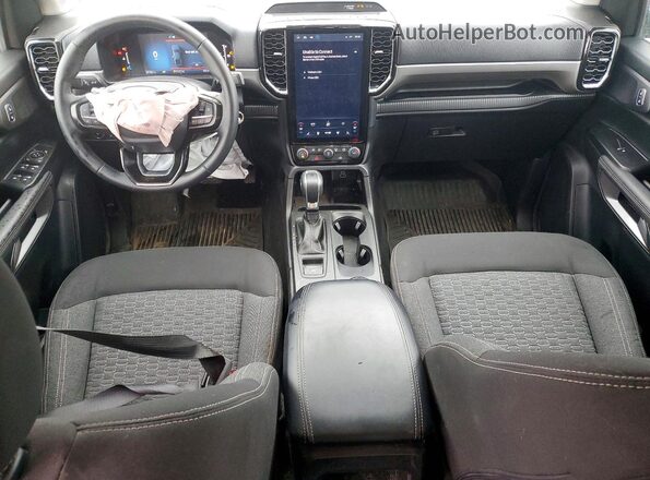 1FTER4HH6RLE00878 2024 FORD RANGER Черный Вид панели приборов