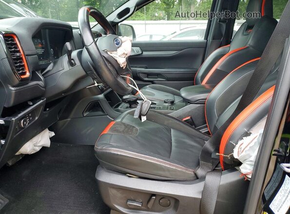1FTER4LR6RLE02307 2024 FORD RANGER Black Widok wnętrza z przodu