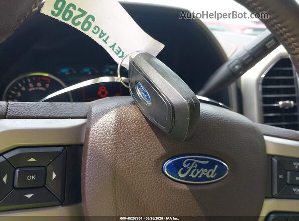 1FTEW1C54JFC64869 2018 FORD F150 Серебряный Вид панели приборов