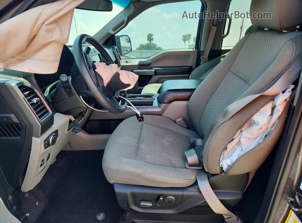 1FTEW1C54JFE76686 2018 FORD F150 Gray Vista interior delantera