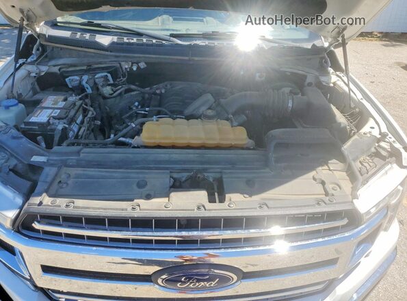 1FTEW1C55JKD43989 2018 FORD F150 White Rear interior view