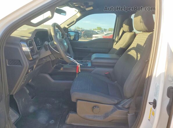 1FTEW1C55PKF56594 2023 FORD F150 Белый Вид салона спереди