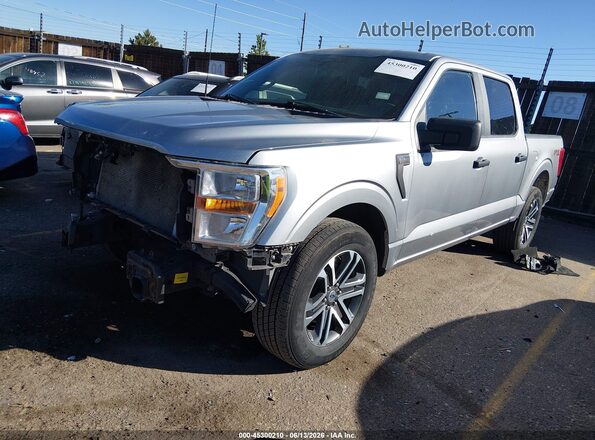 1FTEW1C56NKF22824 2022 FORD F150 Silver Vista tres cuartos delantera izquierda