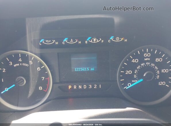 1FTEW1C84GKD46000 2016 FORD F150 Silver Widok tylnych siedzeń