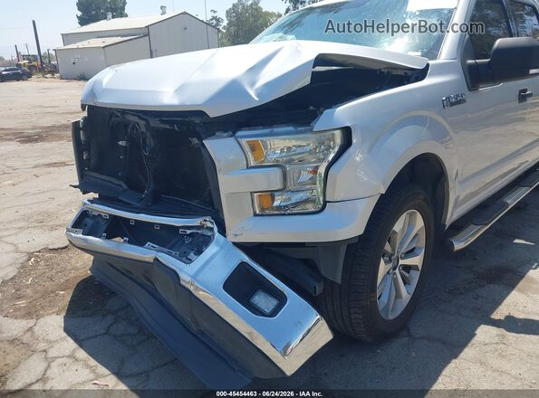 1FTEW1C84GKD46000 2016 FORD F150 Silver Widok z przodu