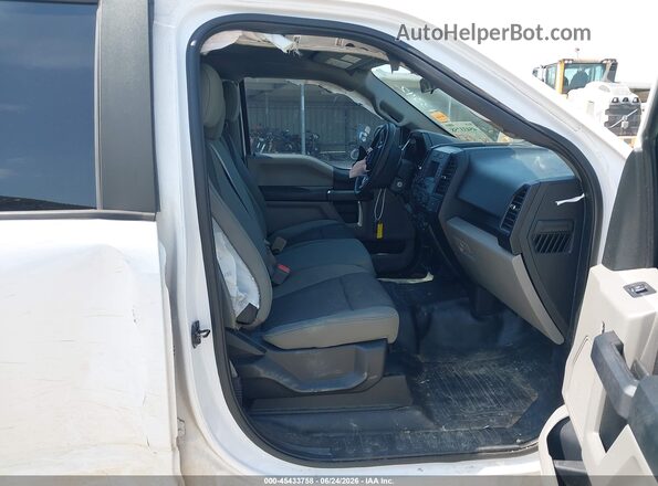 1FTEW1CB2JKD43342 2018 FORD F150 White Вид салону спереду