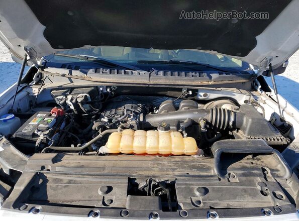 1FTEW1CB3JFD15011 2018 FORD F150 White Widok wnętrza z tyłu