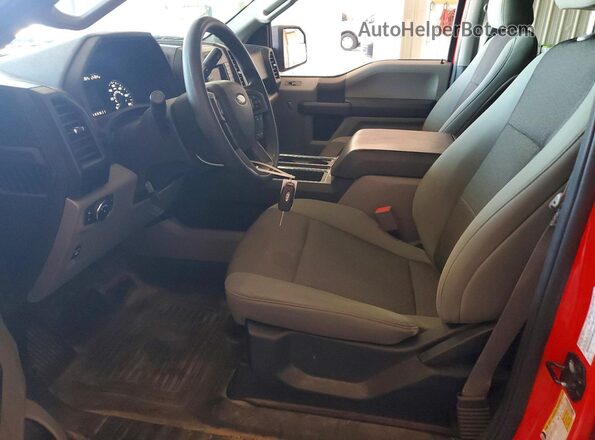 1FTEW1CB8KKC82385 2019 FORD F150 Красный Вид салона спереди