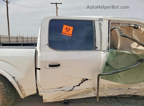 1FTEW1CG8GFC58678 2016 FORD F150 White Vista de los asientos traseros