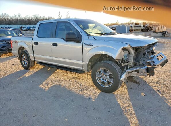 1FTEW1CP1JKF54169 2018 FORD F150 Silver Front right