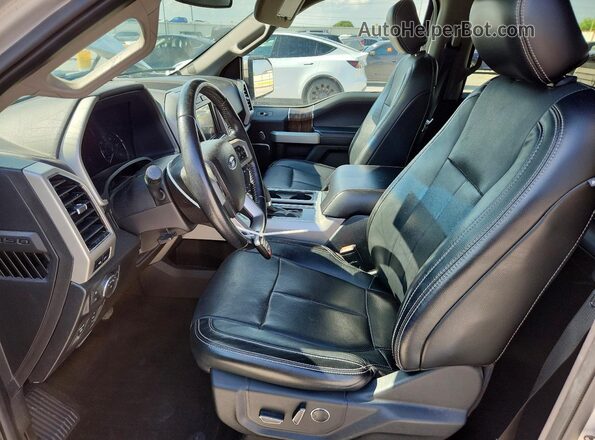 1FTEW1CP2JKC20992 2018 FORD F150 Silver Вид салону спереду