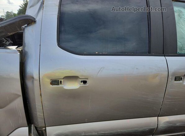 1FTEW1CP4NFA23708 2022 FORD F150 Silver Հետևի նստատեղերի տեսք