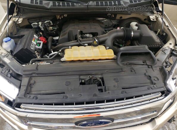 1FTEW1CP5JFB09152 2018 FORD F150 Cream Սալոնի հետևի տեսք