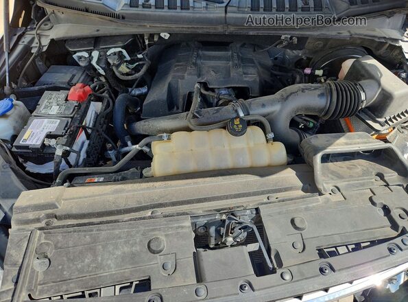 1FTEW1CP8JKE29136 2018 FORD F150 Blue Widok wnętrza z tyłu
