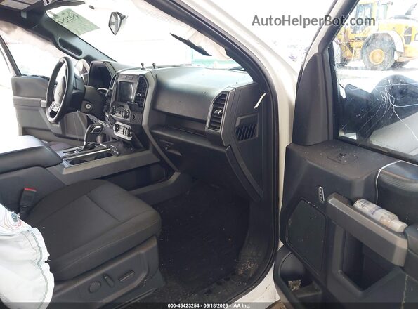 1FTEW1CP9KKC20666 2019 FORD F150 White Вид салону спереду