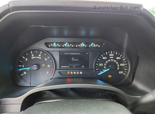 1FTEW1CP9KKD03370 2019 FORD F150 Gray ხელსაწყოთა პანელის ხედი