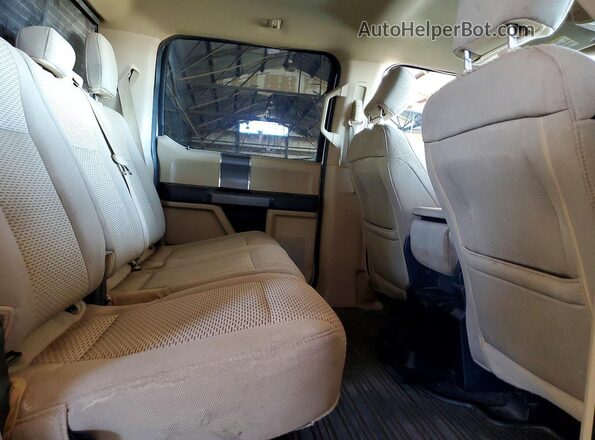 1FTEW1E11KFC87747 2019 FORD F150 White Вид задніх сидінь
