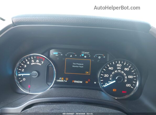 1FTEW1E41KFB11744 2019 FORD F150 Silver Հետևի նստատեղերի տեսք