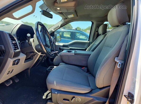 1FTEW1E53JFB09758 2018 FORD F150 White Front interior view