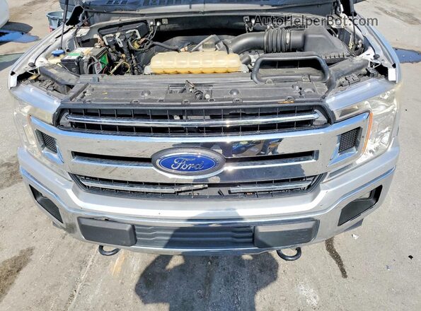 1FTEW1E54JFC64271 2018 FORD F150 Silver Вид задньої частини салону