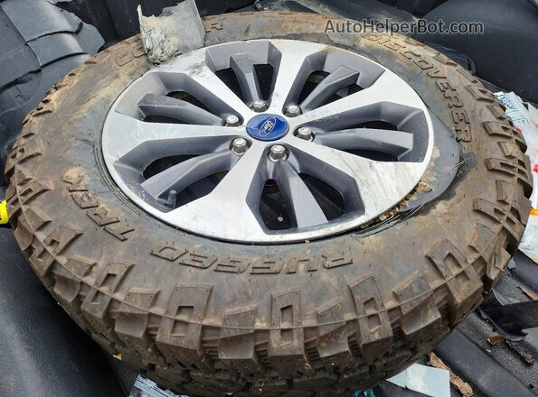 1FTEW1E55JFE14758 2018 FORD F150 Gray Engine compartment view