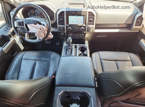 1FTEW1E57JKC06579 2018 FORD F150 Silver Widok deski rozdzielczej