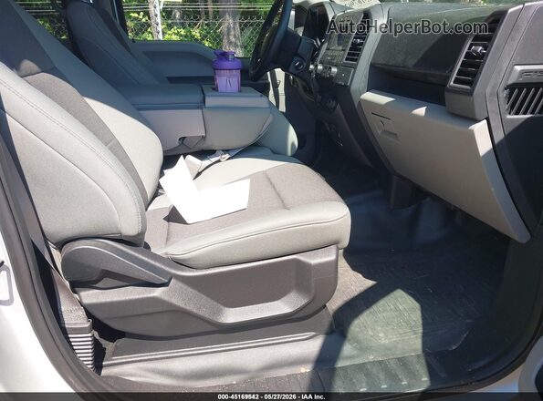 1FTEW1EB2JKE41011 2018 FORD F150 Белый Вид салона спереди
