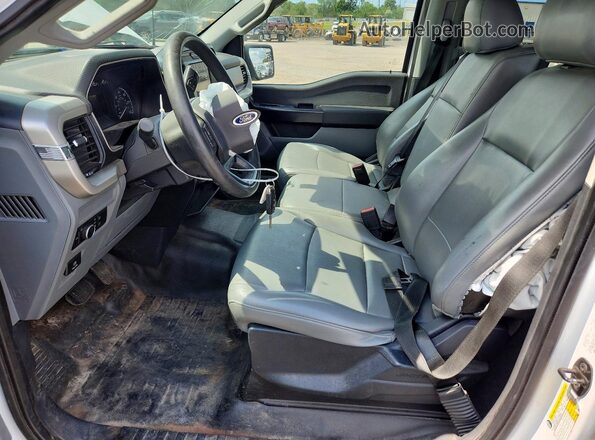 1FTEW1EB4MFB88559 2021 FORD F150 White Widok wnętrza z przodu