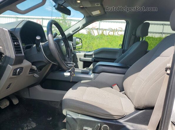 1FTEW1EF0HFC10498 2017 FORD F150 Silver Вид салону спереду