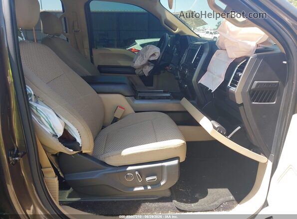 1FTEW1EF4HFA31168 2017 FORD F150 Gray Вид салону спереду