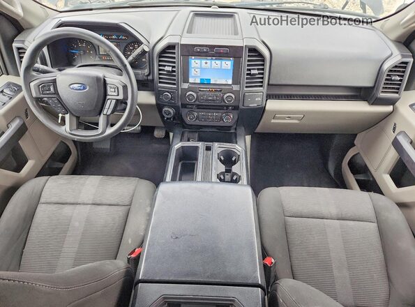 1FTEW1EF5HKC82465 2017 FORD F150 Серый Вид панели приборов