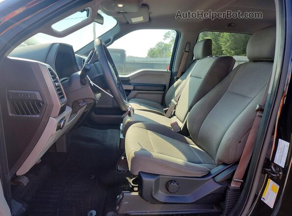 1FTEW1EF6HFC36295 2017 FORD F150 Черный Вид салона спереди