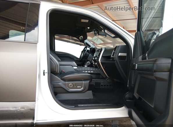 1FTEW1EG2HFB55691 2017 FORD F150 Gray წინა სალონის ხედი