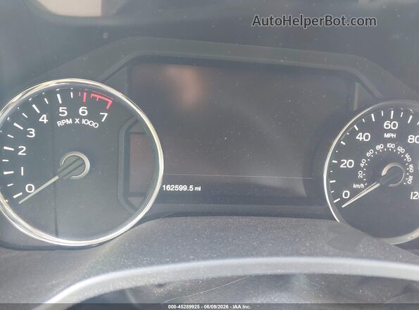 1FTEW1EG5JFD02267 2018 FORD F150 Red Widok tylnych siedzeń