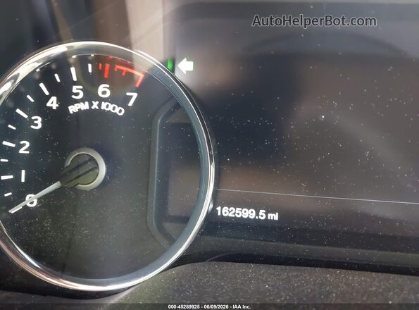 1FTEW1EG5JFD02267 2018 FORD F150 Red Widok wnętrza 360 stopni