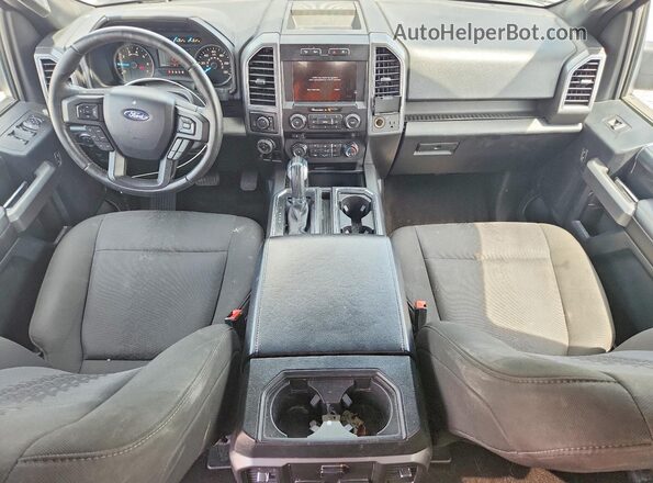 1FTEW1EG7JFD67556 2018 FORD F150 Purple Widok deski rozdzielczej