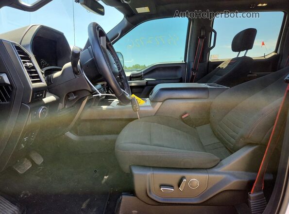 1FTEW1EG8JFB66071 2018 FORD F150 White Front interior view