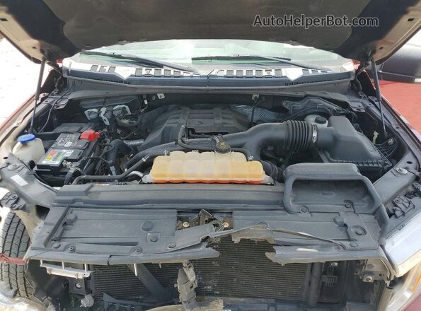 1FTEW1EP1JFC52368 2018 FORD F150 Red Widok wnętrza z tyłu