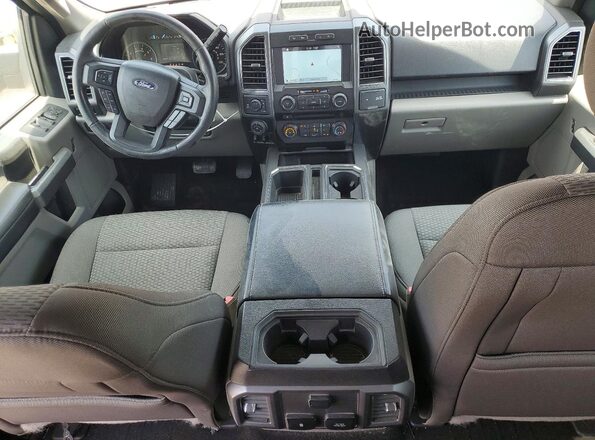 1FTEW1EP1JFC52368 2018 FORD F150 Red Widok deski rozdzielczej