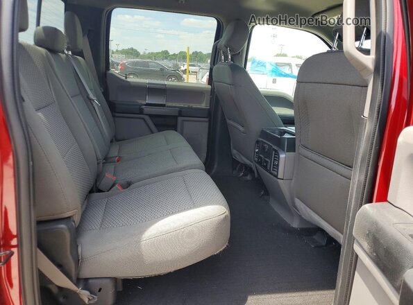 1FTEW1EP1JFC52368 2018 FORD F150 Red Widok tylnych siedzeń