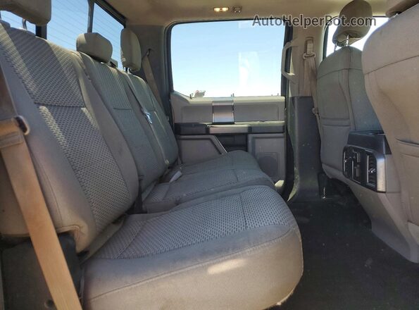 1FTEW1EP2GFB00561 2016 FORD F150 Gray Widok tylnych siedzeń