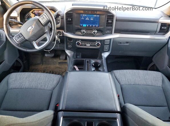 1FTEW1EP2PKD32567 2023 FORD F150 White Widok deski rozdzielczej