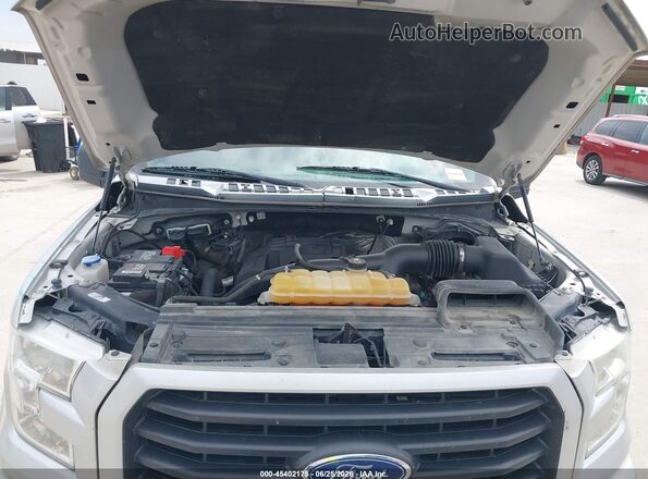 1FTEW1EP3GFD39987 2016 FORD F150 Silver Widok z tyłu