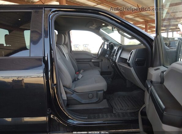 1FTEW1EP4JFB06739 2018 FORD F150 Black Widok wnętrza z przodu
