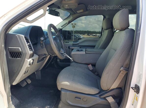 1FTEW1EP4LKD42947 2020 FORD F150 Белый Вид салона спереди